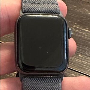 Apple Watch Series 5 - Nike Edition